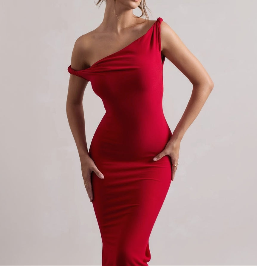 Women’s One-Shoulder Maxi Dress with Fitted Silhouette