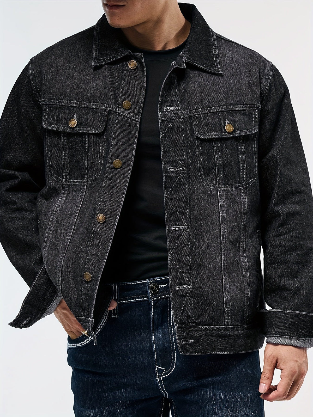 Men's Denim Trucker Jacket Point Collar Button Front Chest Pockets