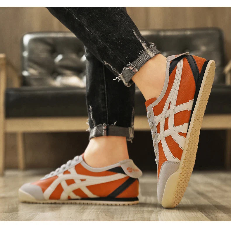 Men's Retro Sneakers Suede Fabric Low Top Lightweight Sole