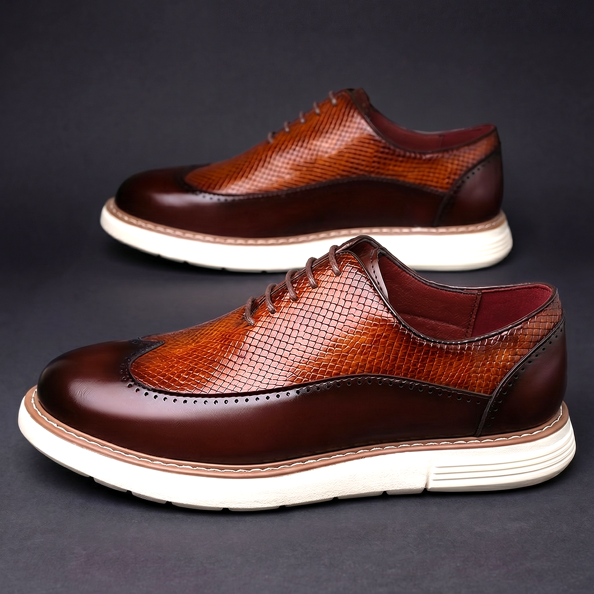 Men's Wingtip Lace-Up Oxford Shoes product photo 3