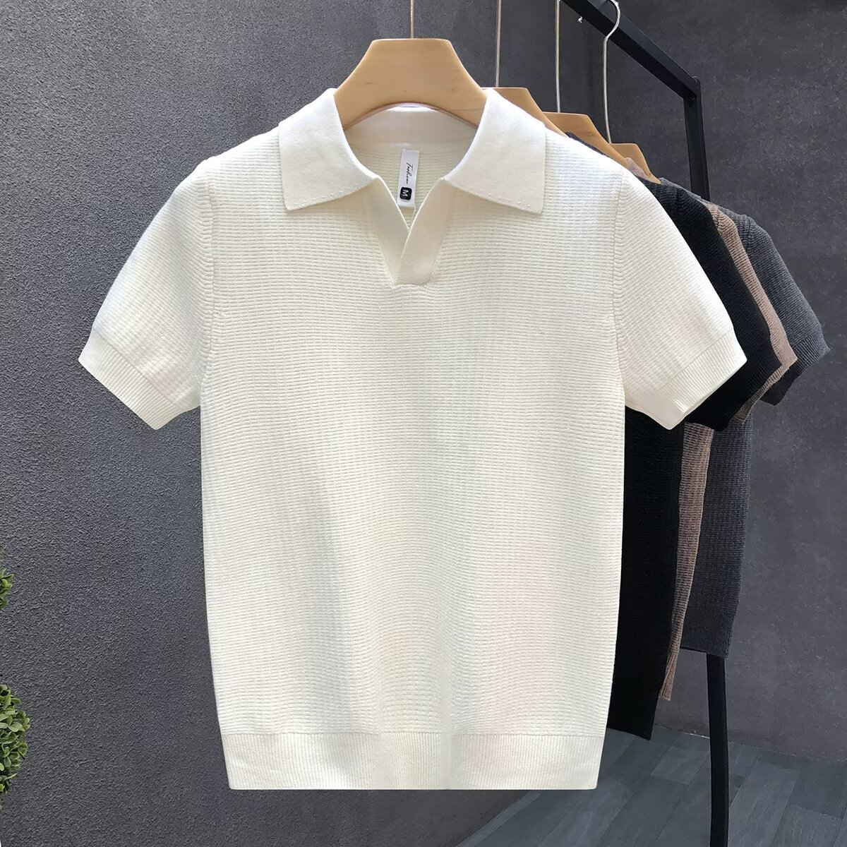 Men's Knit Polo Open Collar Short Sleeve Ribbed Trim Relaxed Fit