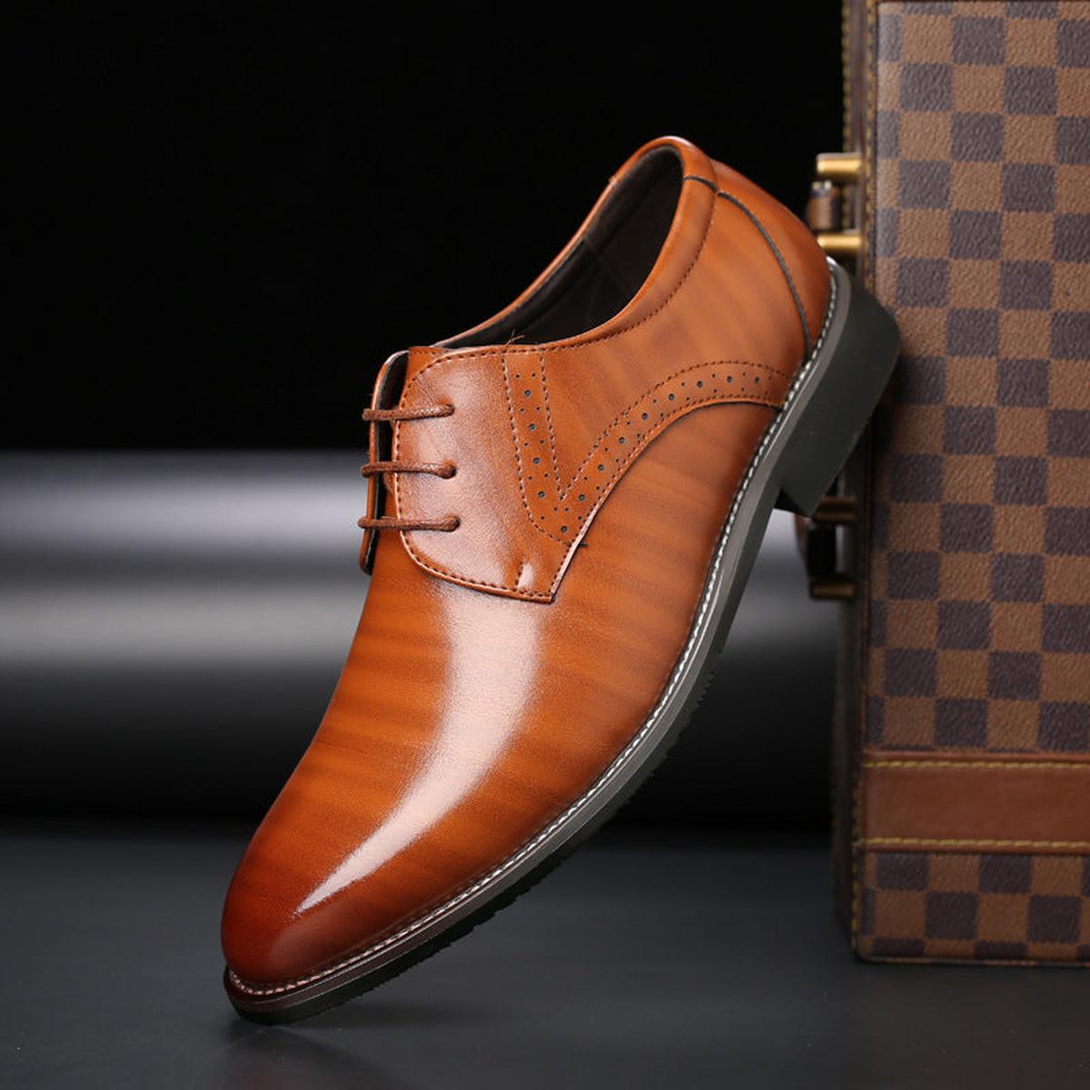 Formal lace-up men's shoes in Yellow