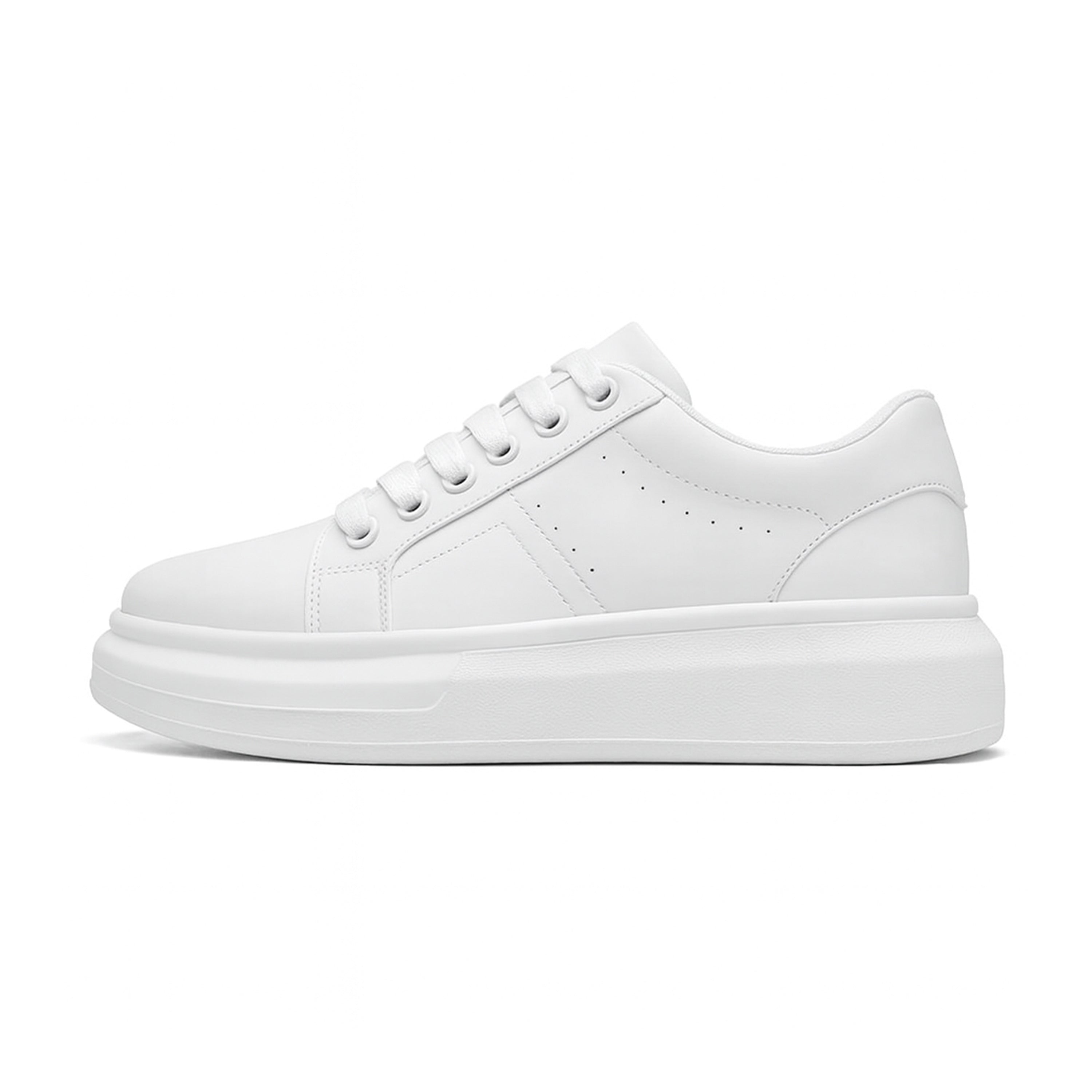 Sneaker Low Top Platform Sole Lace Up Perforated
