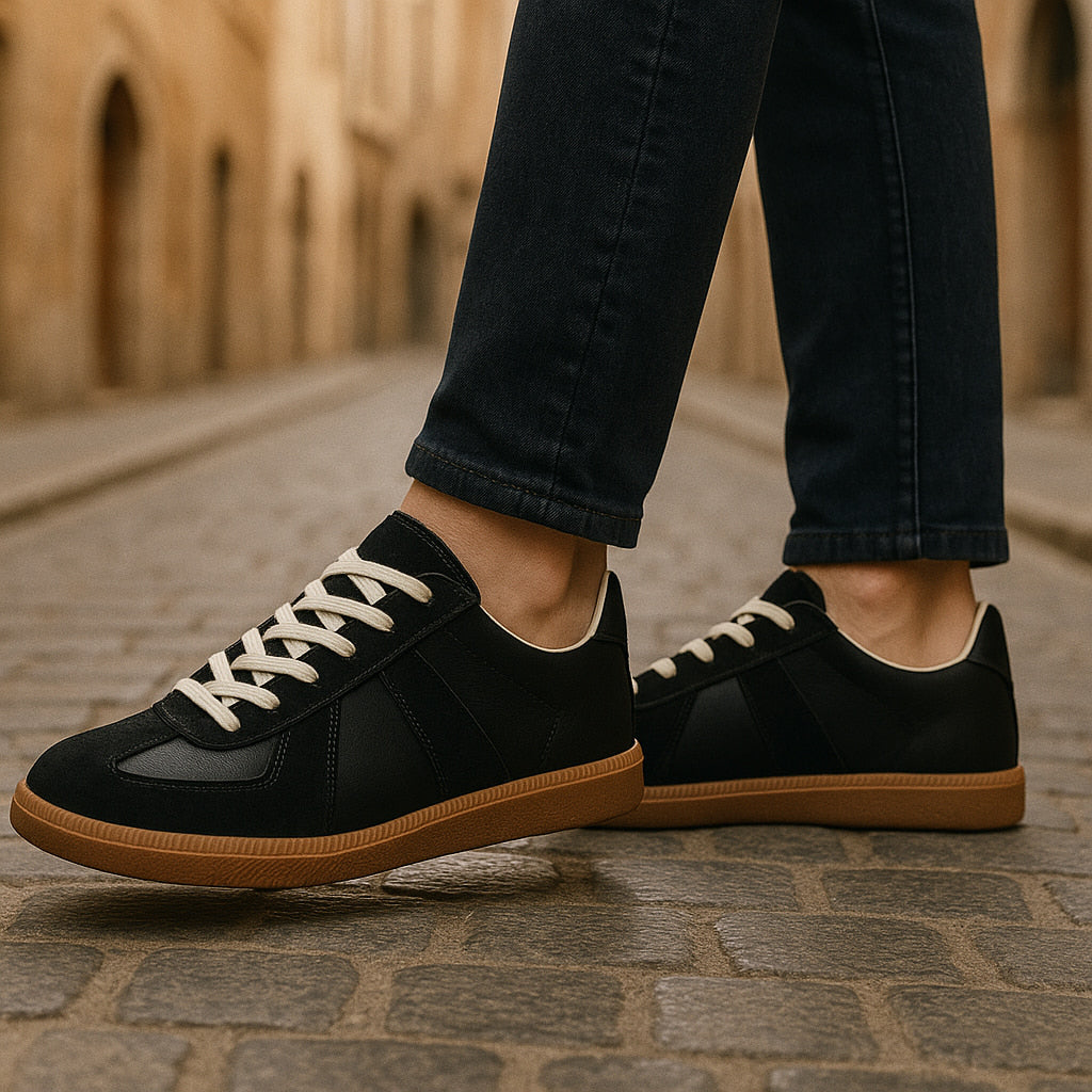 Men's Lace Up Sneakers Suede Panel Contrast Sole Low Top Casual