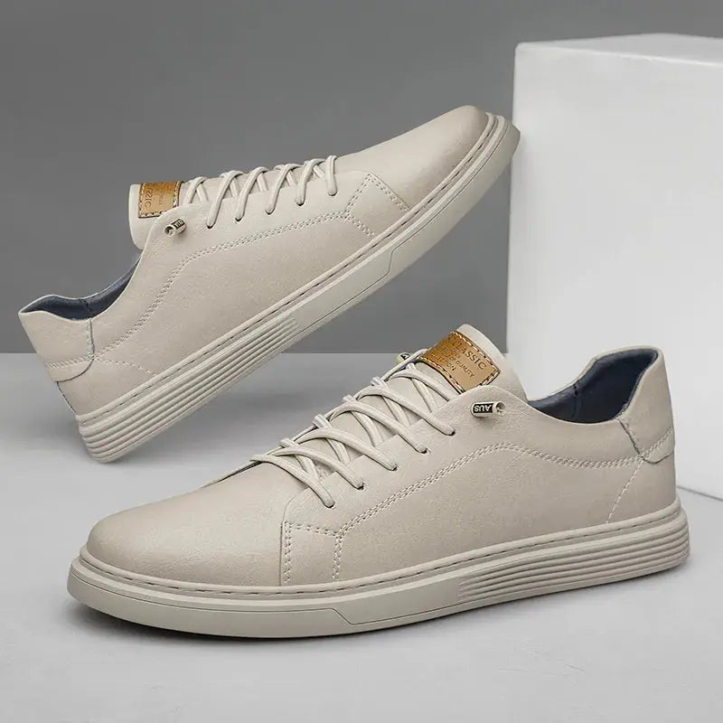 Sneaker Faux Leather Low Top Lace Up Round Toe