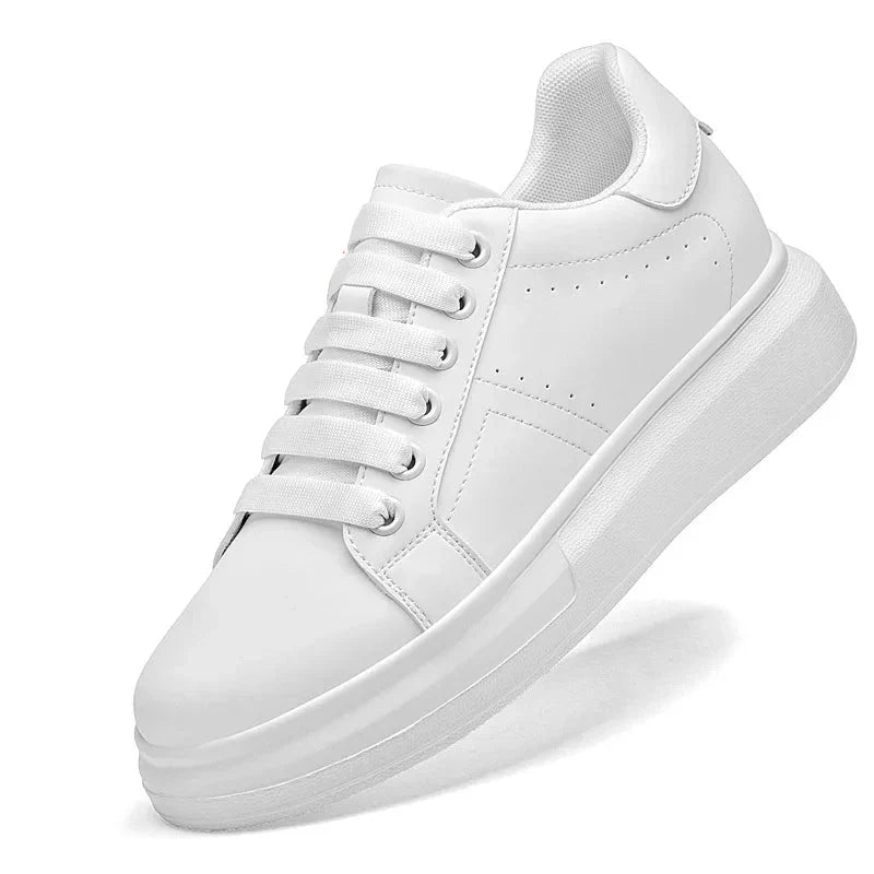 Sneaker Low Top Platform Sole Lace Up Perforated