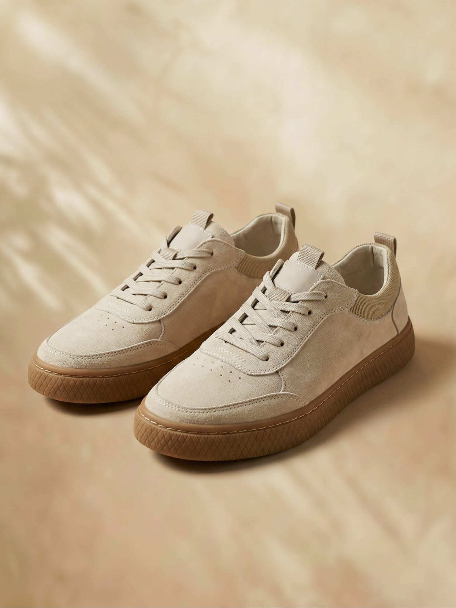 Men's Casual Sneakers Suede Fabric Lace Up Gum Sole